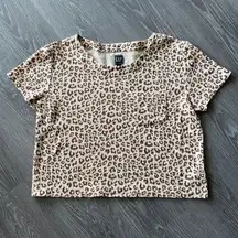 Gap  Shirt Womens Medium Cropped Leopard Boxy Relaed Pocket Tee Brown