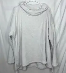EUC Cloud women’s solid white soft fuzzy plush cowl neck long sleeve lounge top‎
