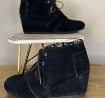 Toms Black Suede Wedge Booties Size 10