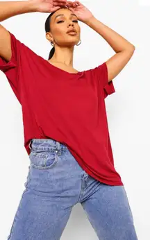 OVERSIZED BOYFRIEND V NECK T-SHIRT