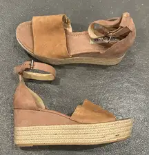 Steve Madden Brown Suede Wedges