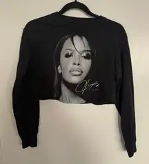 FRCHS Aaliyah 1997 Concert Tshirt Black Graphic Long Sleeve Crop Top Small