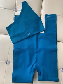 Leggings & Matching One Shoulder Bra