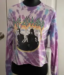 Retro‎ Womens Size Medium Spell Out Cropped Def Leppard Band Long Sleeve T-Shirt