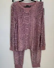 NWT Felina Soft Pajama Lounge Set in Pink Gray Python Snake Print