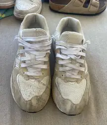 New Balance Sneakers