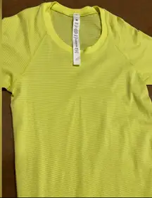 Swiftly Tech Short Sleeve Size 2