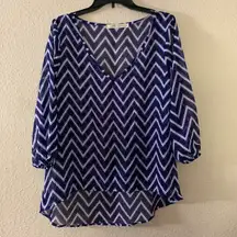 Liberto Love Blue, Black & White 3/4 Sleeve Semi-Sheer Bloques Size L, V Neck