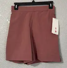 Lululemon WovenAir High-Rise Shorts *Canada special edition size 4