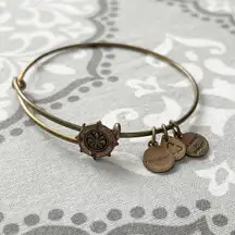 Gold Compass Slider Bracelet 
