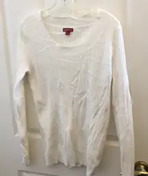 FINAL MARKDOWN Ladies’ Merona Ribbed Top (L)