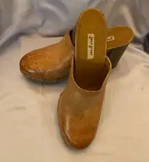 Tan Clog with 3.5” Heel