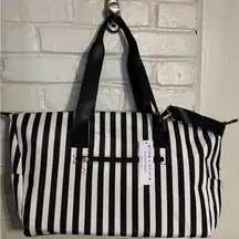 Alice + Olivia NWT  Black & White Stripe Duffel Tote Bag FabFitFun Stacey Bendet