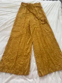 Golden Yellow Flowy Pants 💛🌻🌝