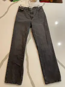 Abercrombie 90’s Straight Ultra High Rise Jean