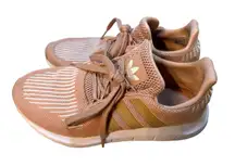 Adidas Swift Run Women's Shoes Peach White Knit Lace Up Sneaker Size 8