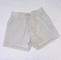 On The Fly Short 2.5”