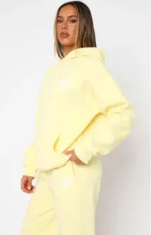 White Fox Boutique Sweatshirt