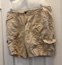 FINAL MARKDOWN Ladies apt. 9 shorts 12