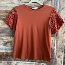 𝅺DOWNEAST bohemian crocheted top XSmall butnt Orange shirts tee short sleeves