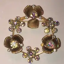 Vintage Gold Tone AB Rhinestone Round Floral Boho Brooch Shoulder Pin