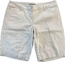 White House black market Bermuda short size 8