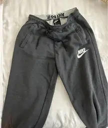 Nike Sweatpants Grey