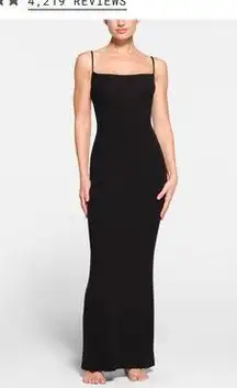 Skims long slip dress in onyx. Size small