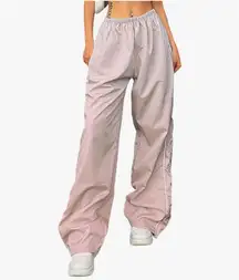 Baggy Y2K parachute pants