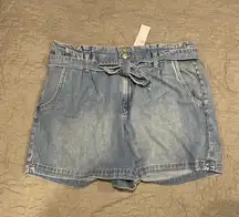 American Eagle 16 33W Denim Mom Shorts Belt New