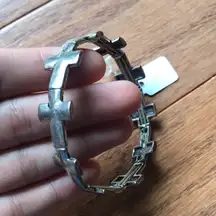 Metal crosses bracelet