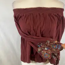 The Cove burgundy scallop embroidered long sleeve off shoulder top size small
