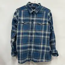 Patagonia women’s size 10 flannel button down shacket sweater top plaid jacket