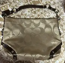 Coach  Carley Hobo bag F15250