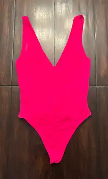 Aritzia Babaton Bodysuit