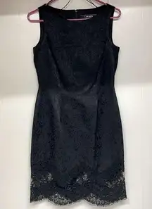 Carmen Marc Valvo  Black Sleeveless Scalloped Lace Trim Sz 6