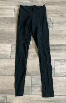 Victoria sport black leggings