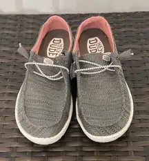 Hey dudes, Wendy, sport mesh women’s size 6