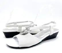 Laura Scott‎ Womens 8 Ola Sandal Open Toe Light Gray Silver Wedge Summer Wedding