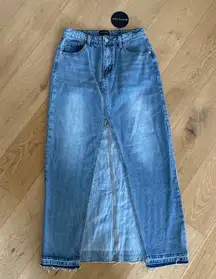 White Fox Boutique - Take My Picture Denim Maxi Skirt in Blue