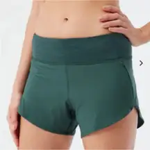 Outdoor Voices Hudson 2.5” Athletic Running Shorts Evergreen XL