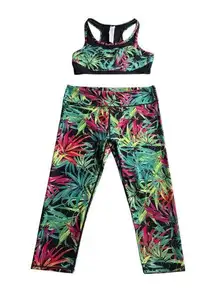 Fabletics 2pc Set Tropez Bra Salar Capri Black Size Large Tropical NWOT athletic