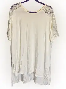 Zenana Outfitters Cream Lace Sleeve Top