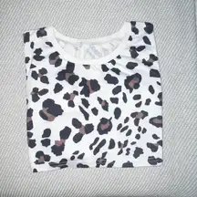 white black cheetah print long sleeve crop top