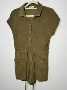 Heartloom green romper size medium