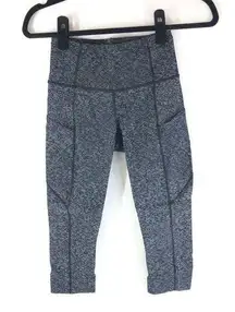 Lululemon Womens Fast Free Crop II Nulux 19" Salt Alpine White Black Size 4