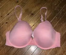Victoria’s Secret wear everywhere T-shirt lightly lined barbiecore 34DD bra