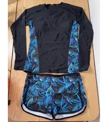 New Women’s 2Pc Swimsuit Long Sleeve Top and Shorts Tropical Print Size Medium