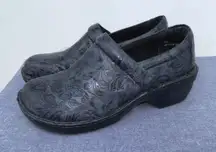 BOC Born Concept Peggy Navy Blue Embossed Tooled Leather Clogs Mules 10 US 40 eu