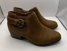 Clarks Adreena Field Womens Booties US 7M brown